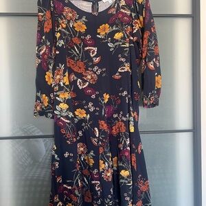 Grace & Lace Floral 3/4 sleeve midi dress- Size Large